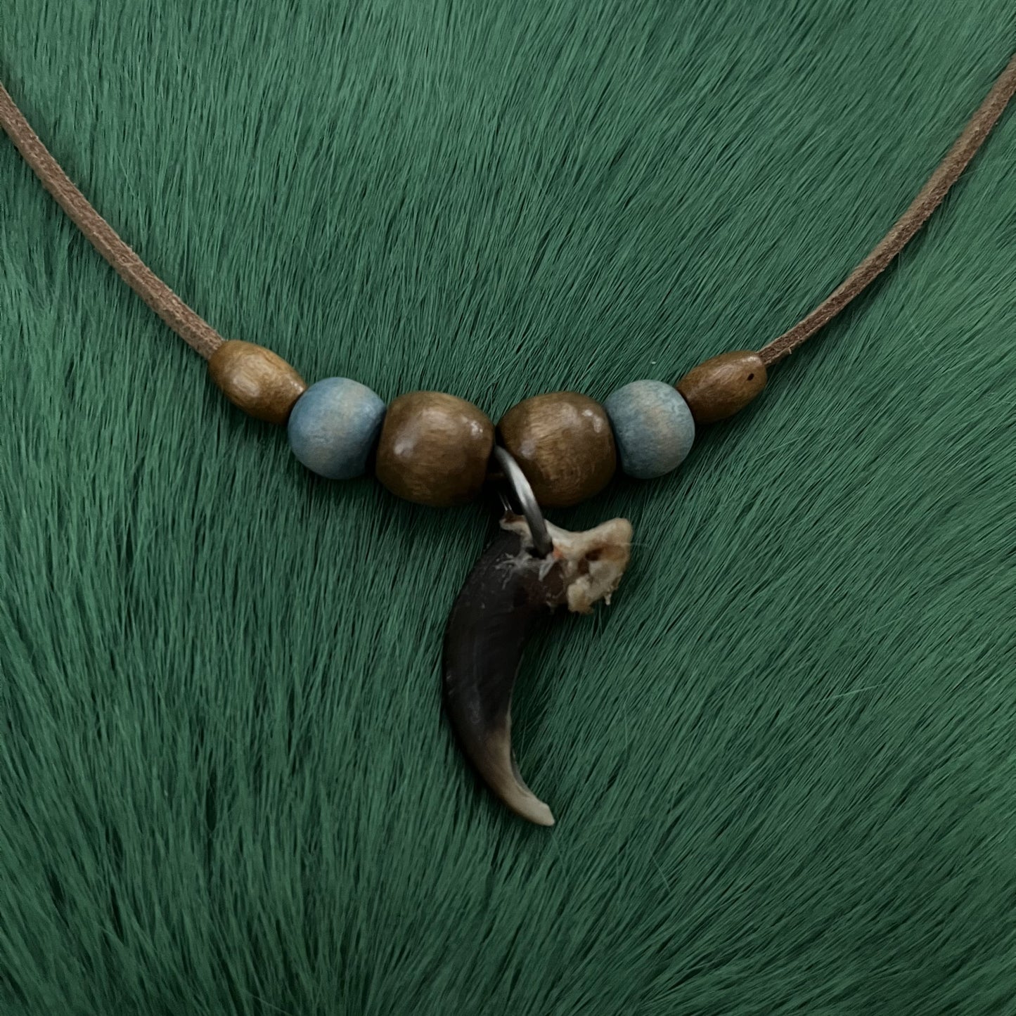 Wolf Claw Pendant 2.0