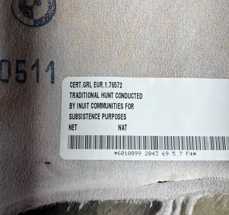 DEAL - Seal Skins - Large