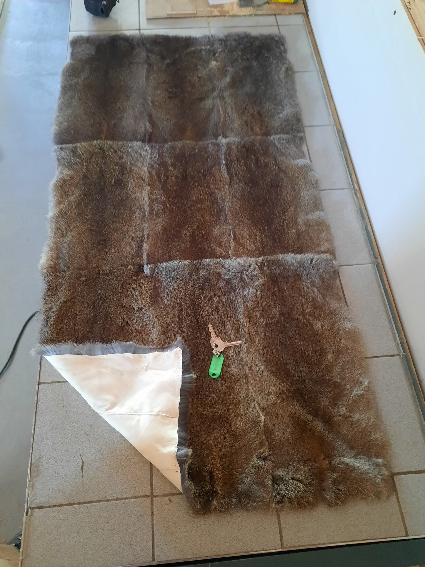 Rabbit Fur, Brown 2'X4'