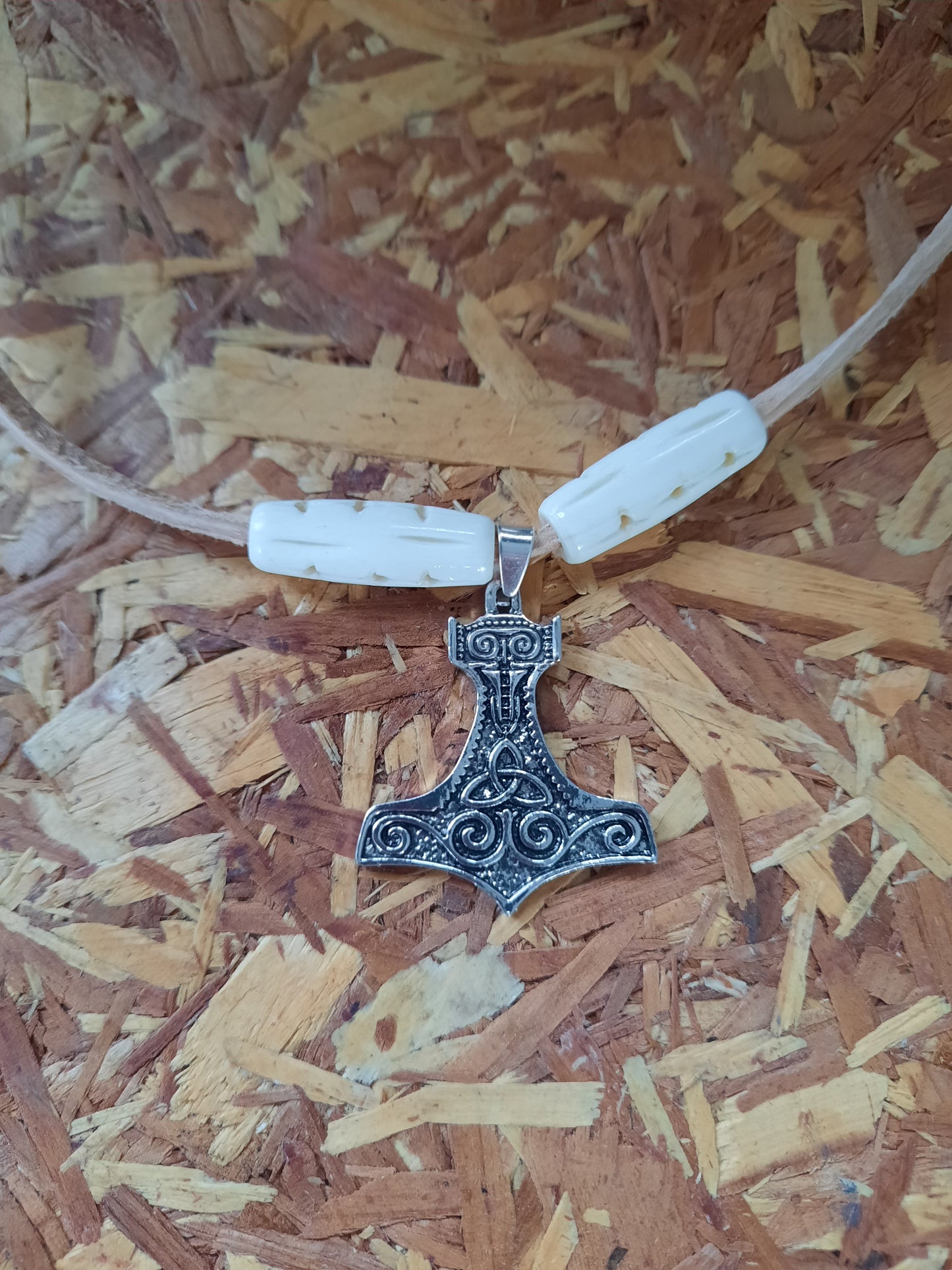 Collier amulette viking