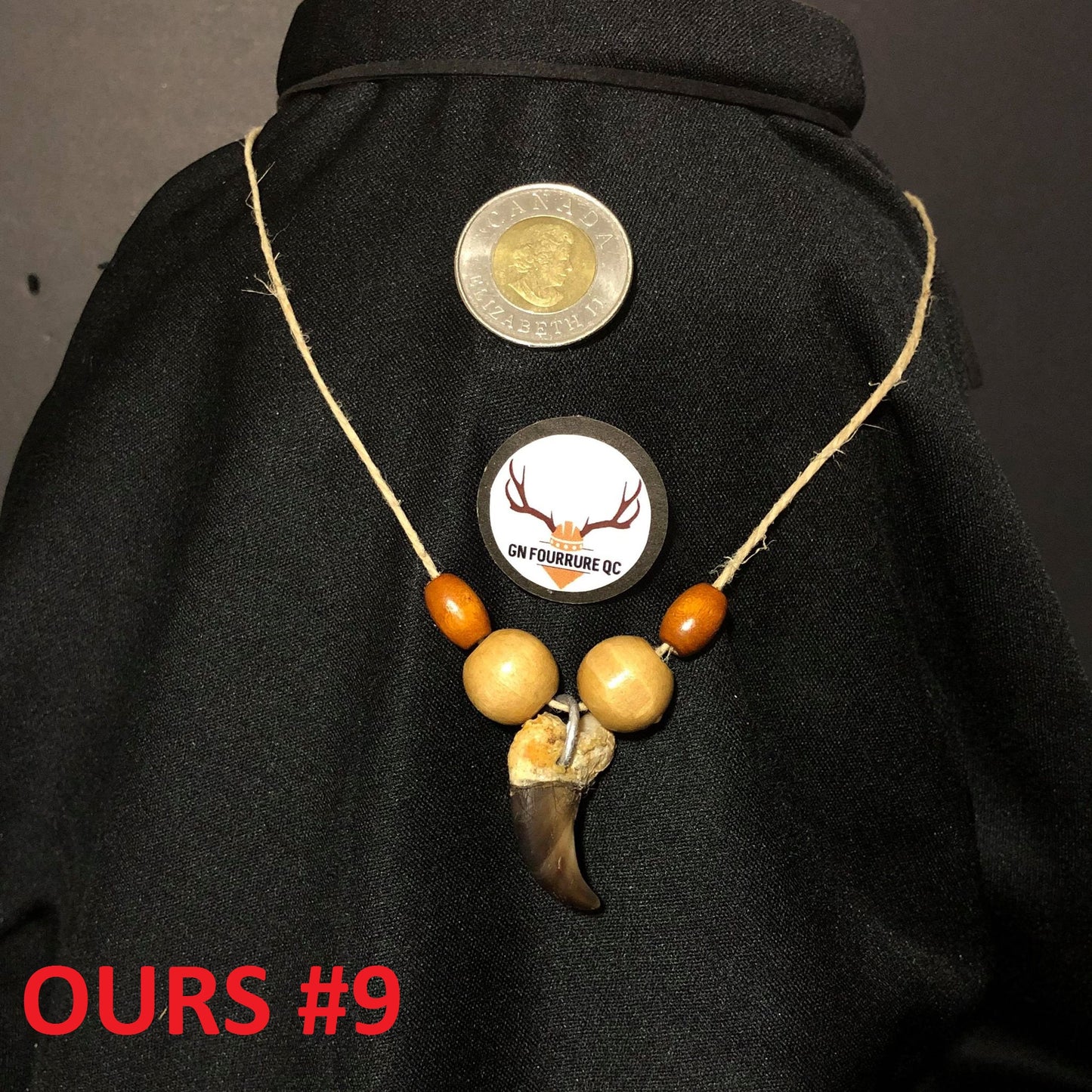 Collier griffe d'ours - Perles en bois naturel