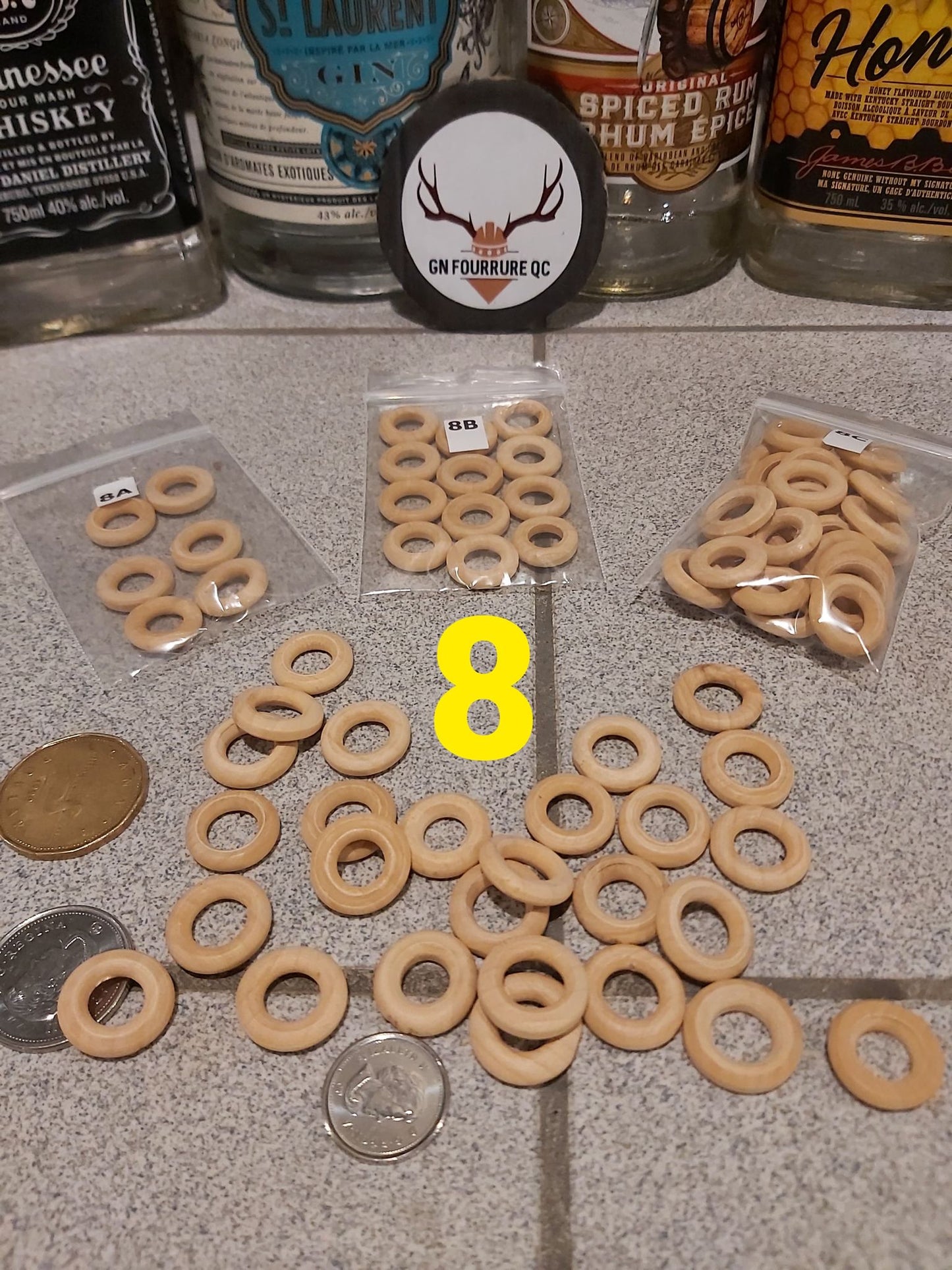 Pièces de collier en bois