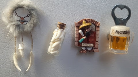 Teeth, Bottled with Magnet