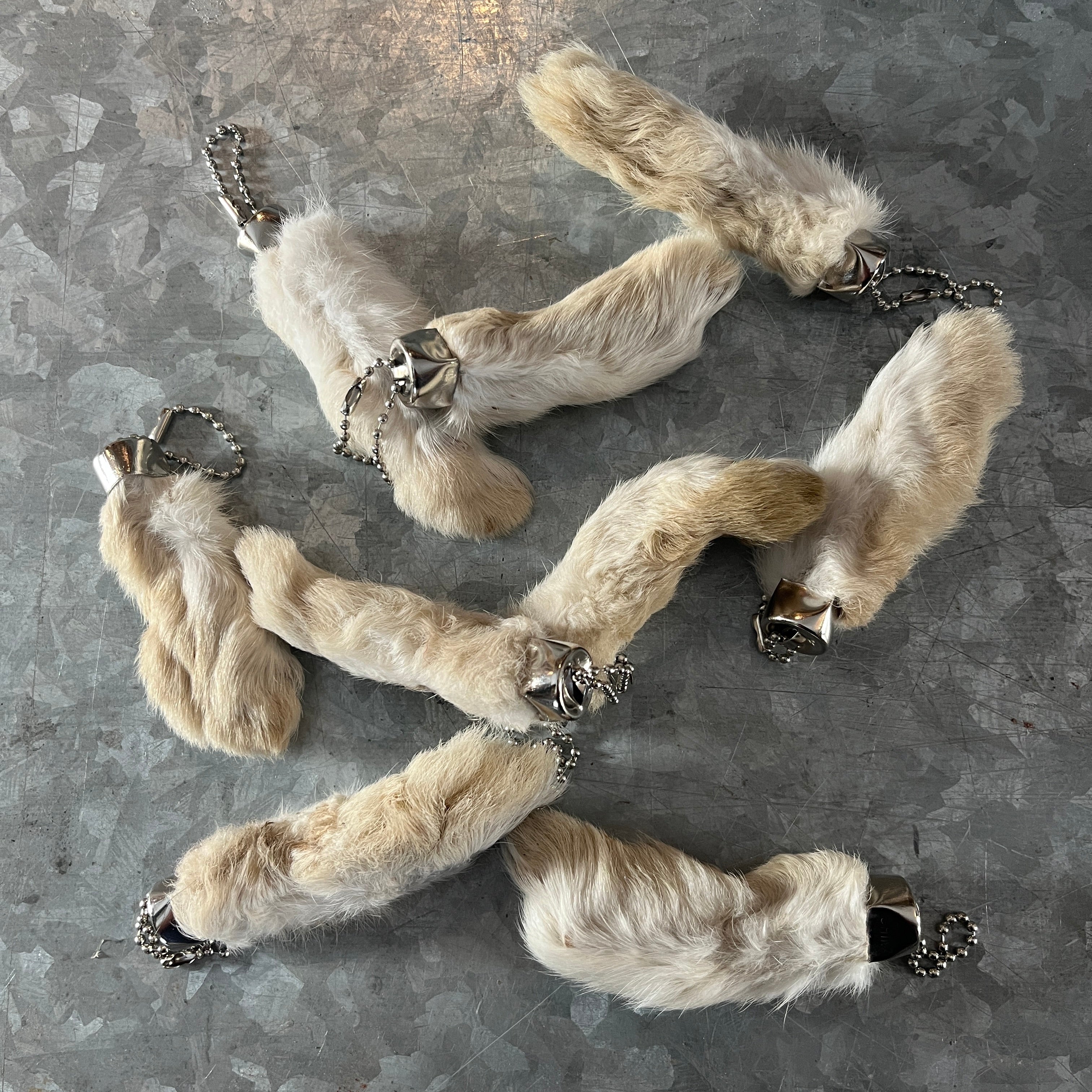 Rabbit Foot Keychain, Natural – Medieval Fur